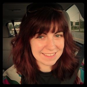 Meet your Posher, Carina